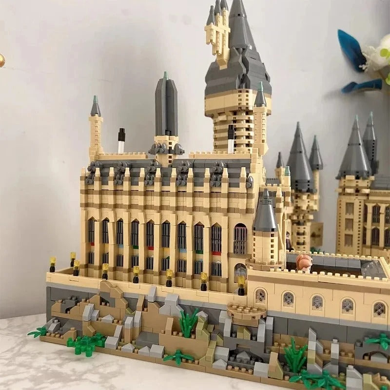 Castillo de Harry Potter con iluminación